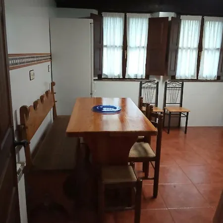 Дом отдыха Casadeines Кабуэрнига